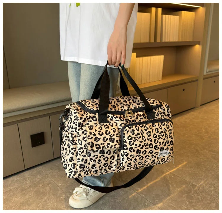 Sac a langer beige leopard maman