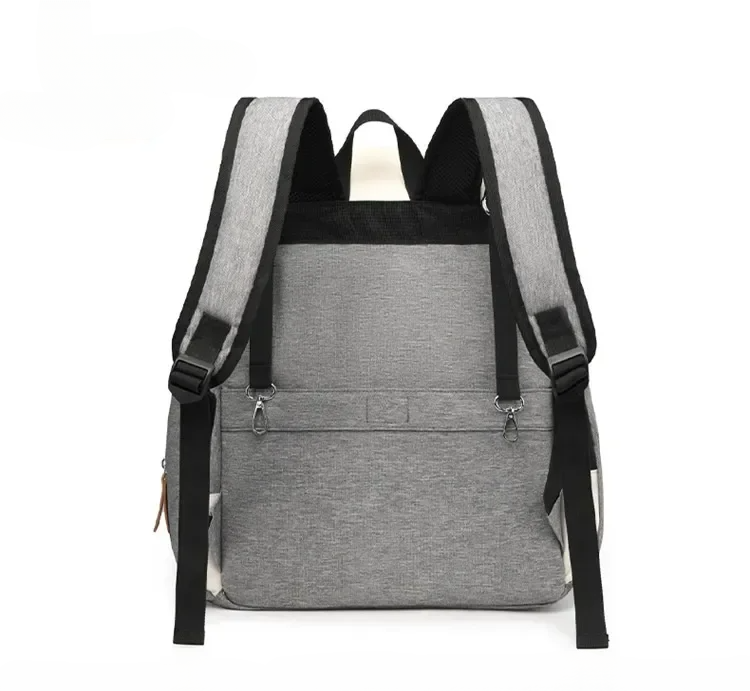 sac à dos à langer gris pour bébé